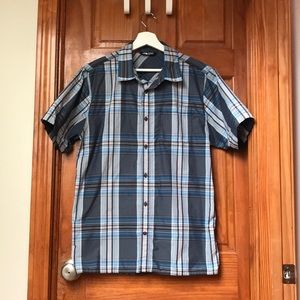 Men’s Button-Down Blue Plaid Short-Sleeve Shirt